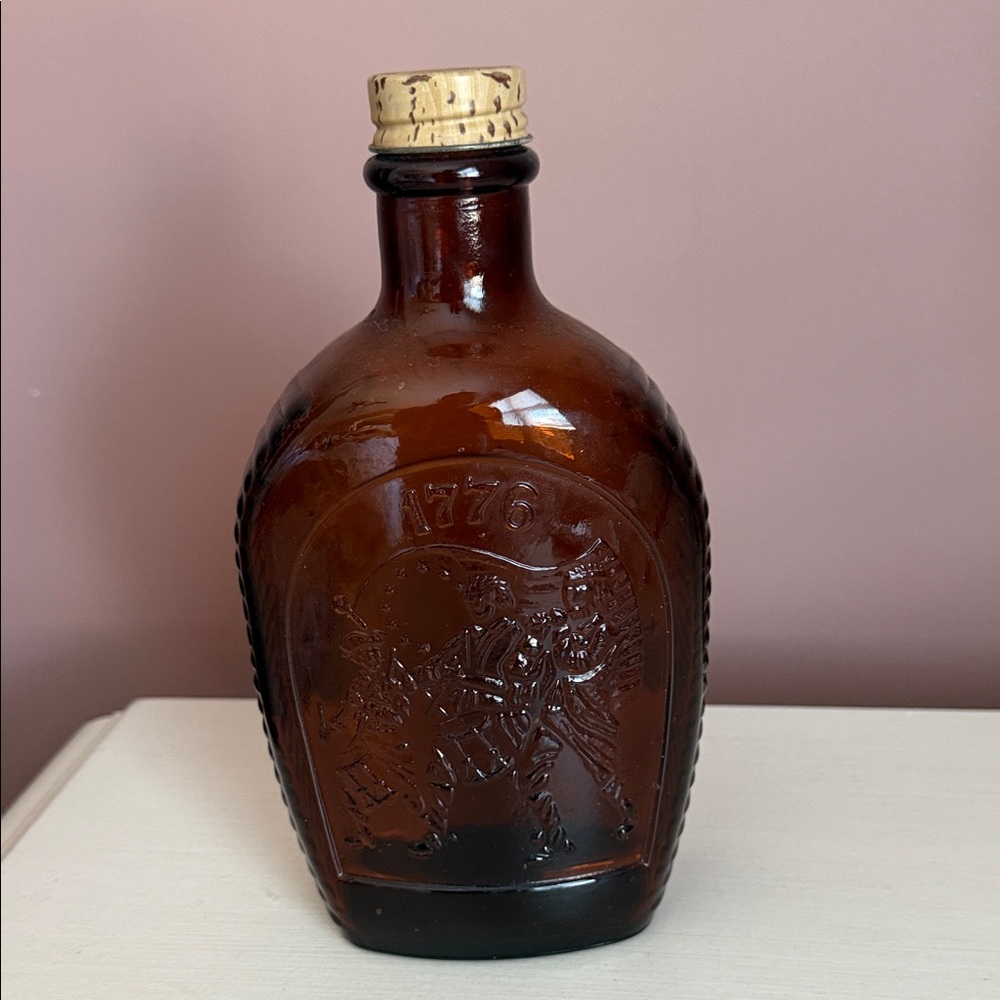 Log Cabin Bicentennial Patriot Bottle